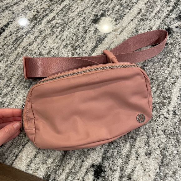 lululemon athletica Accessories - Lululemon Everywhere Belt Bag Pink